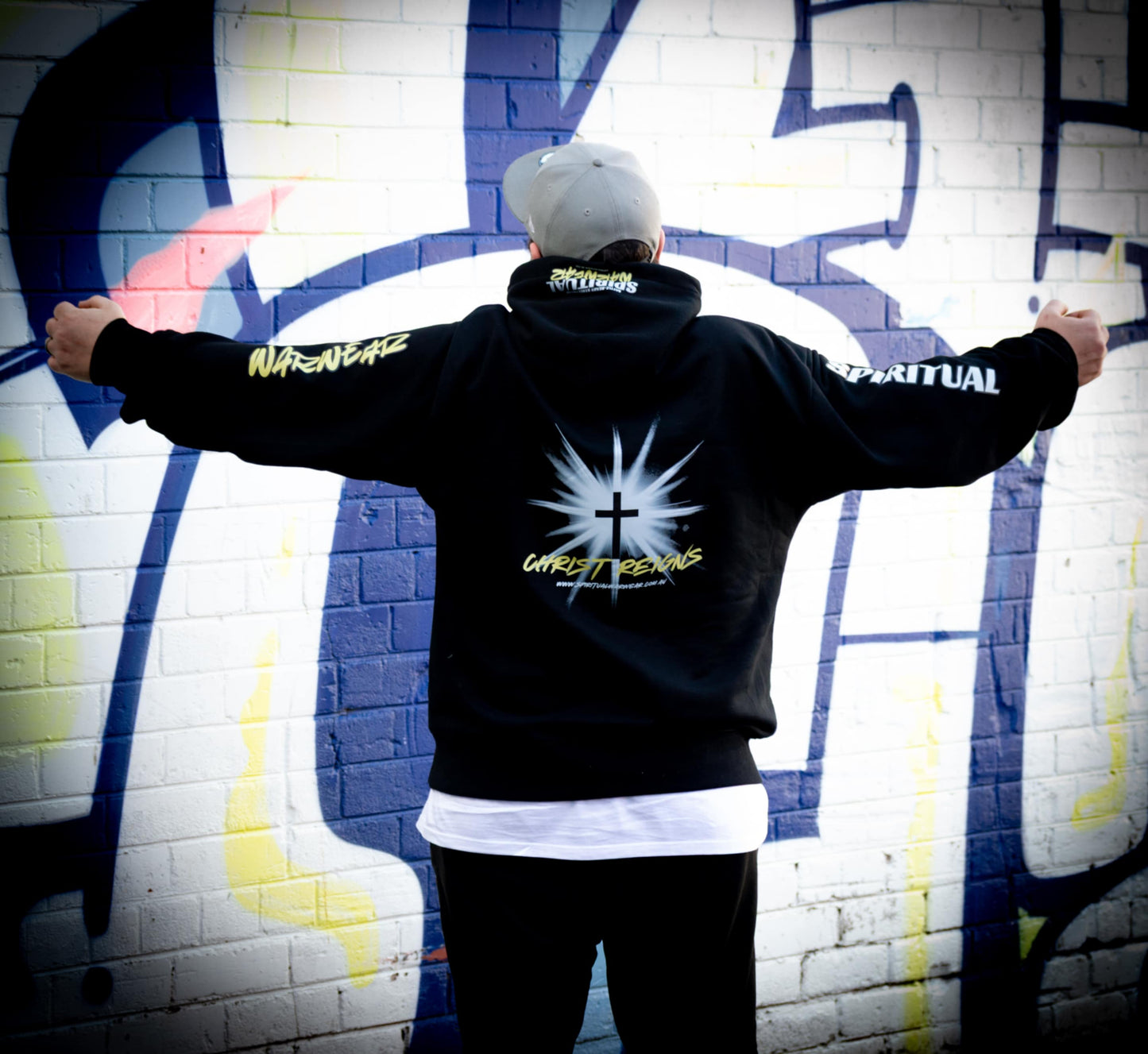 Heavy Reppin' Hood (yellow)